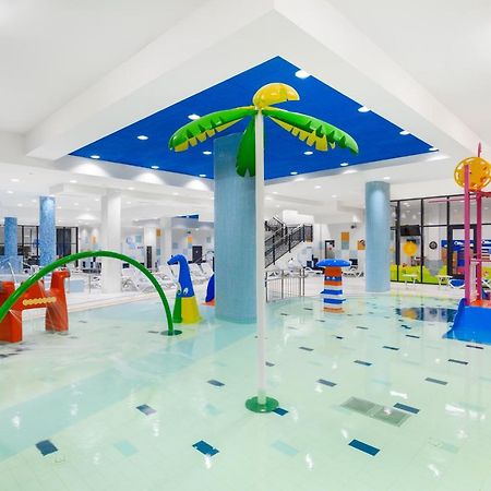 Auberge de jeunesse Adica Prenociste Sport Wellness Centar - Bazeni à Ada Extérieur photo