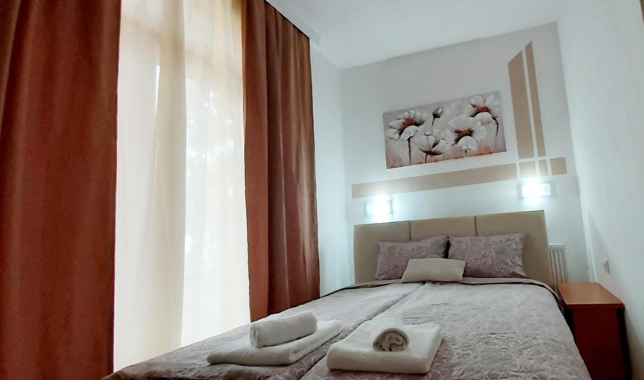 Auberge de jeunesse Adica Prenociste Sport Wellness Centar - Bazeni à Ada Extérieur photo