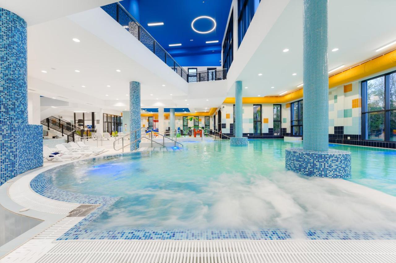Auberge de jeunesse Adica Prenociste Sport Wellness Centar - Bazeni à Ada Extérieur photo
